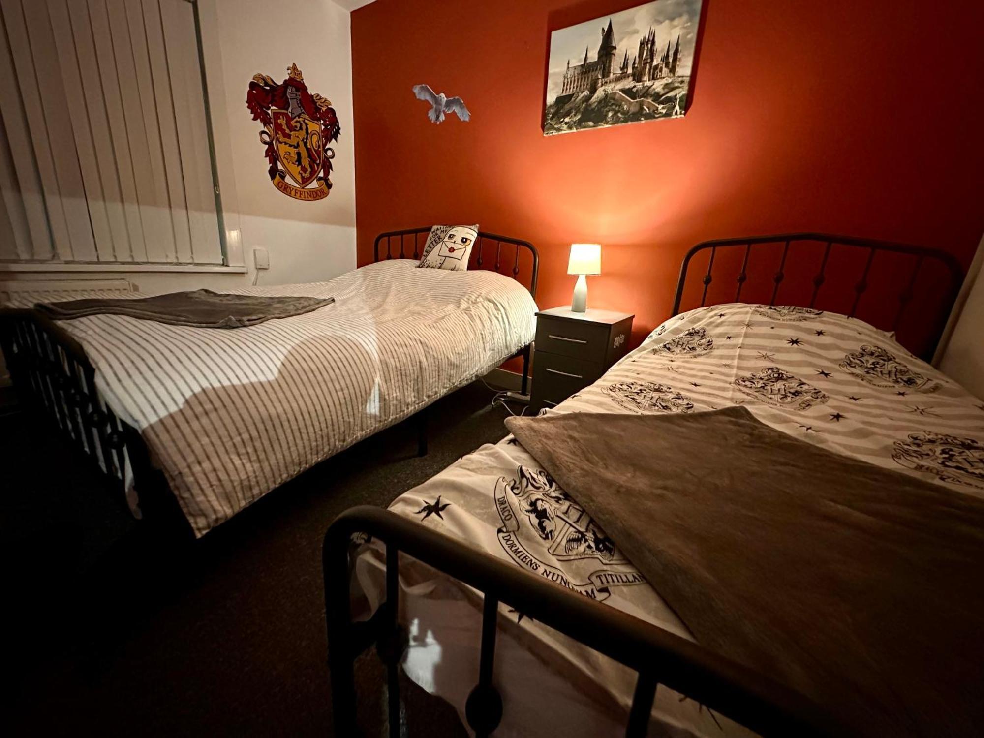 Wizards Corner Spacious 3 Bed Near Watford Junction المظهر الخارجي الصورة