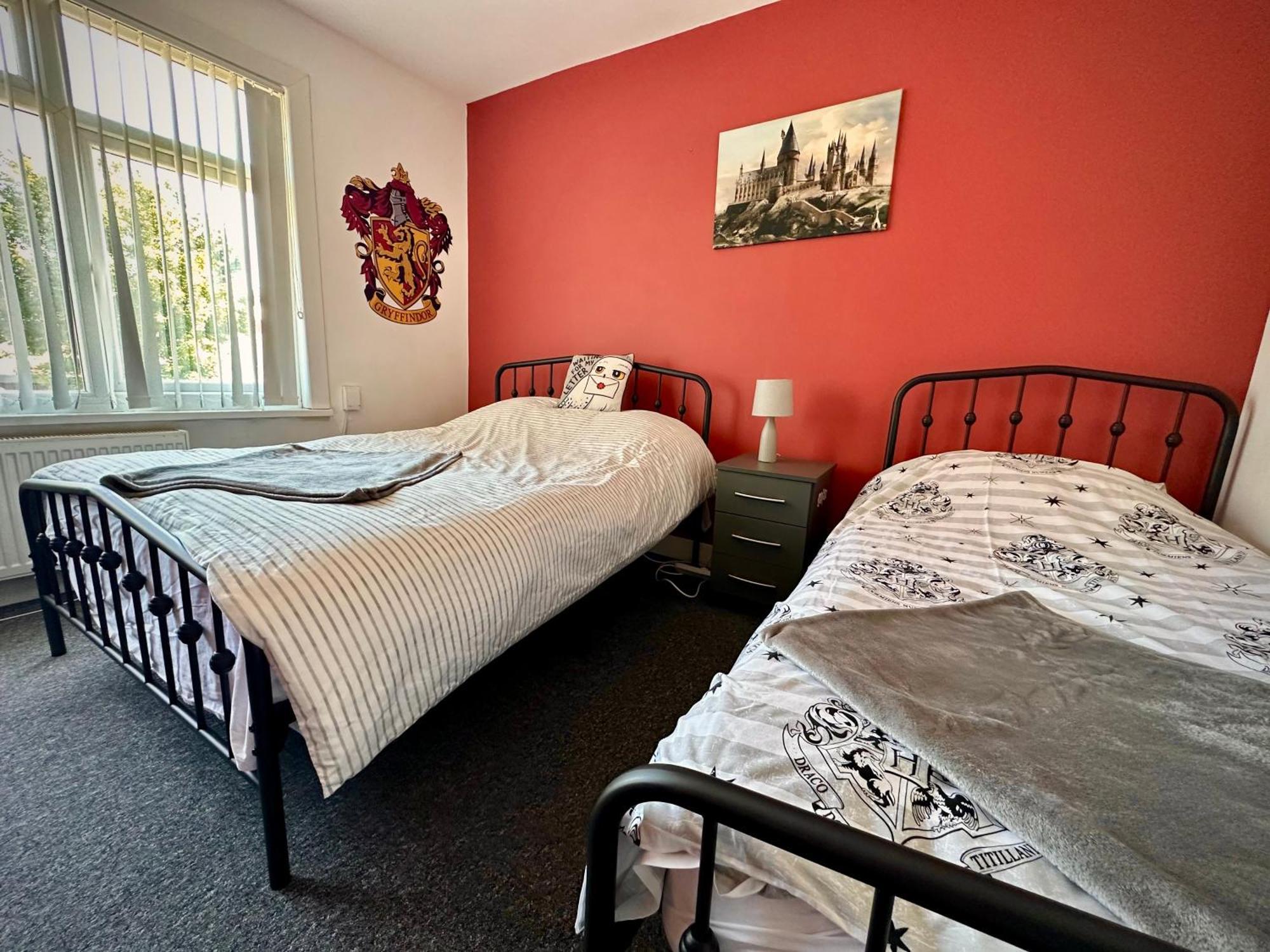 Wizards Corner Spacious 3 Bed Near Watford Junction المظهر الخارجي الصورة