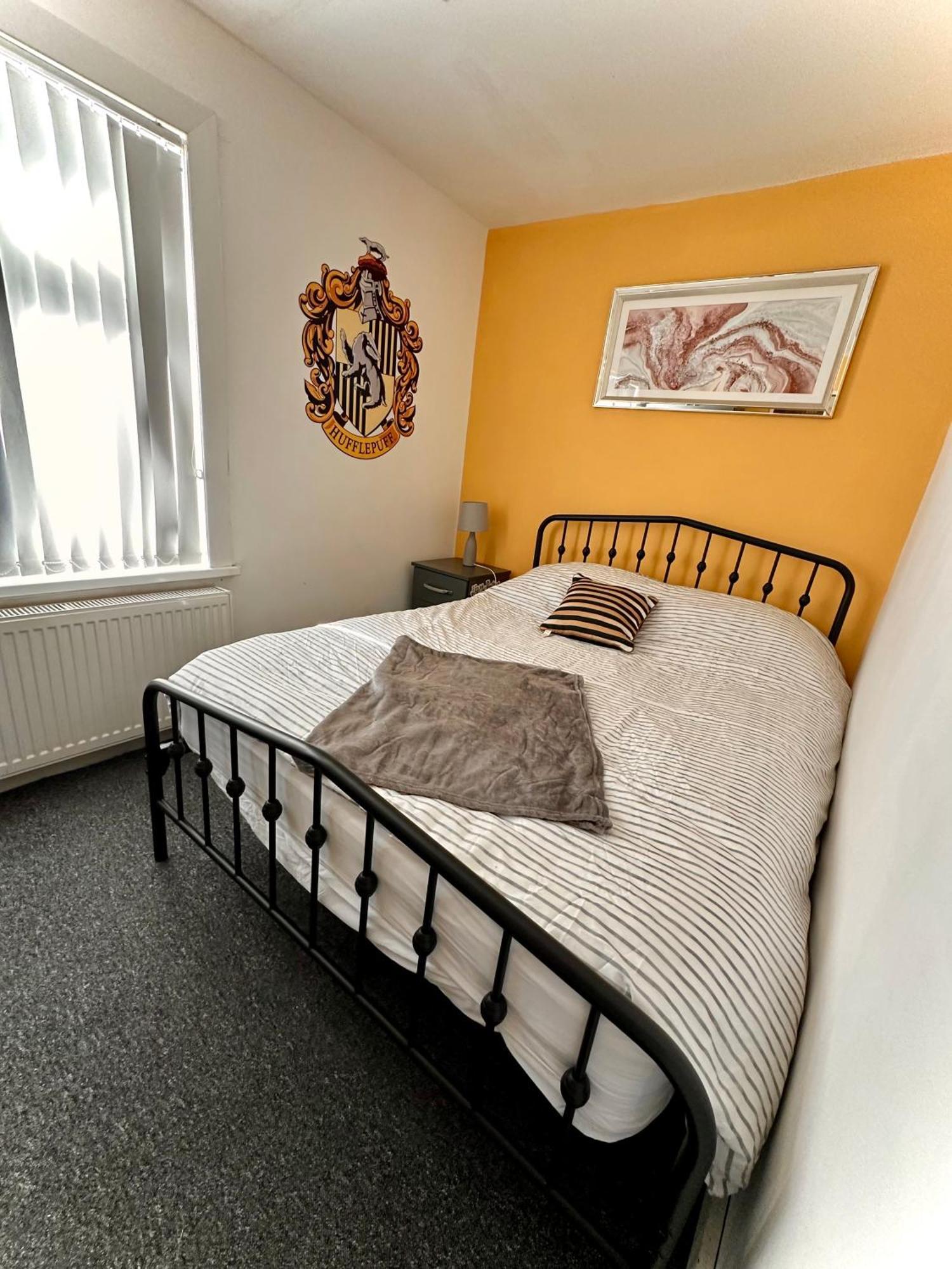 Wizards Corner Spacious 3 Bed Near Watford Junction المظهر الخارجي الصورة